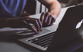 欧冠1/8决赛抽签，皇马再遇曼城，利物浦好签，热刺切尔西迎挑战